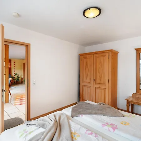 アパート Heike Schreiber ザスバッハヴァルデン